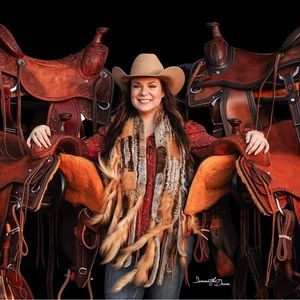 Meet your Posher, Andrea